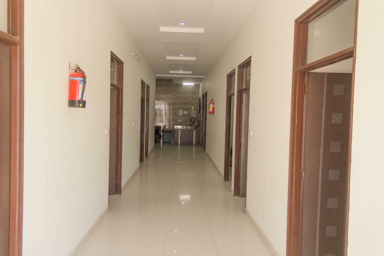 Hotel Namo Palace Kota  Bagian luar foto