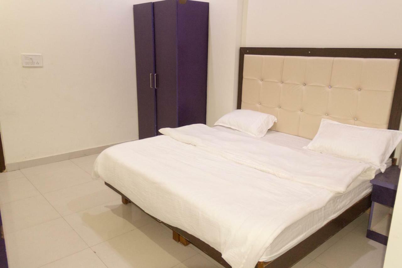 Hotel Namo Palace Kota  Bagian luar foto